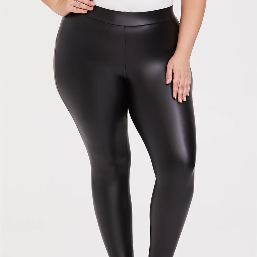 Torrid Platinum Legging Faux Leather Black